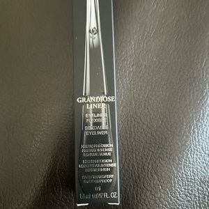 New Lancôme grandiose eyeliner in black